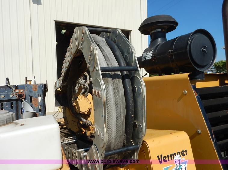 image for item K1533 2001 Vermeer D24X40A Navigator directional drill