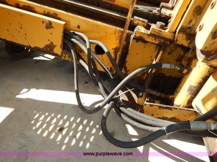 image for item K1533 2001 Vermeer D24X40A Navigator directional drill