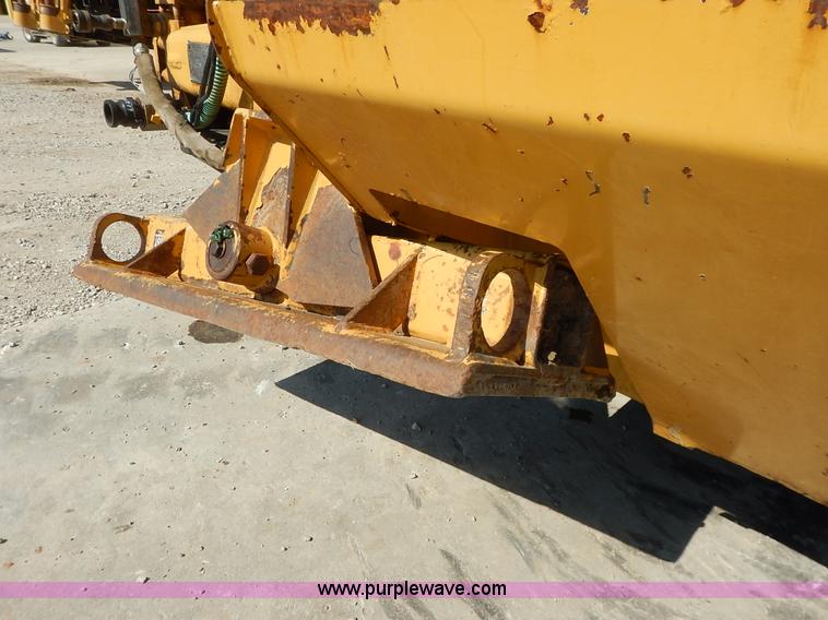 image for item K1533 2001 Vermeer D24X40A Navigator directional drill