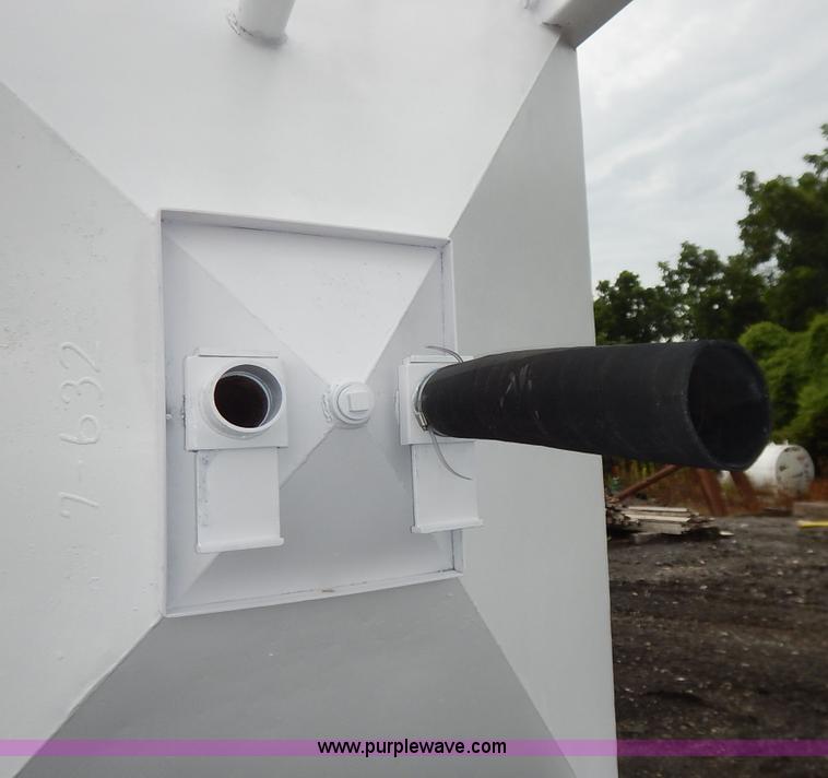 image for item K1540 1988 U.S. Filter/Schmidt sand blaster