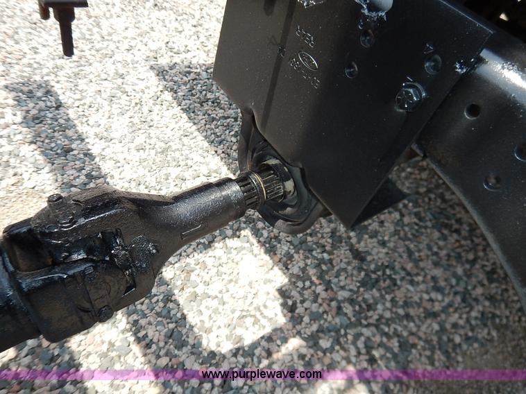 image for item K1556 1985 Ford F700 winch truck