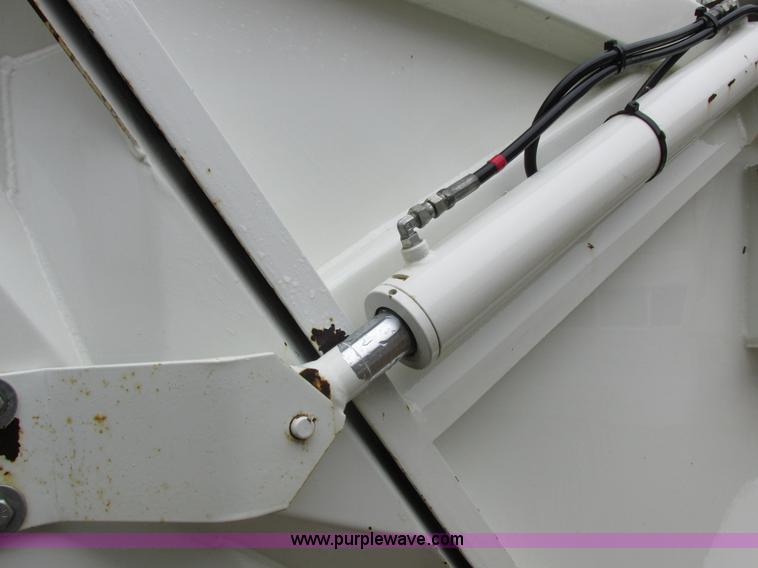 image for item K2178 2008 International DuraStar 4300 sweeper truck