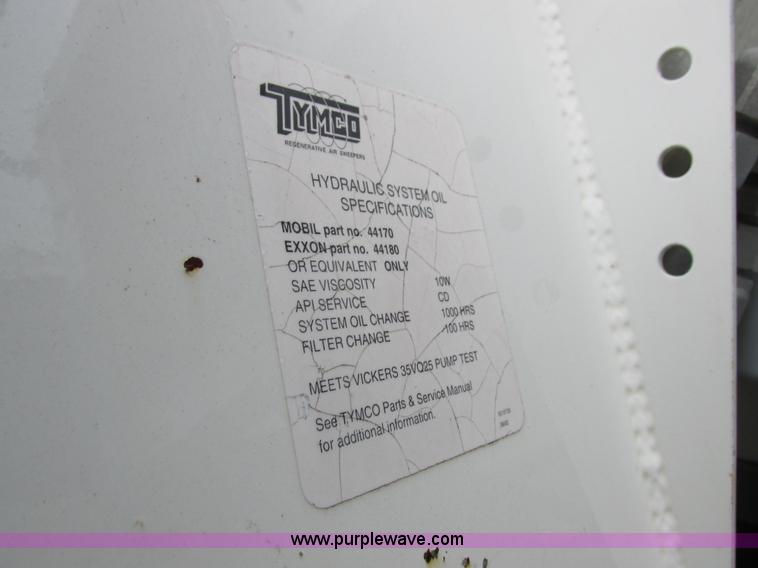 image for item K2178 2008 International DuraStar 4300 sweeper truck