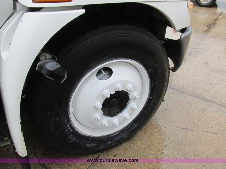 image for item K2178 2008 International DuraStar 4300 sweeper truck