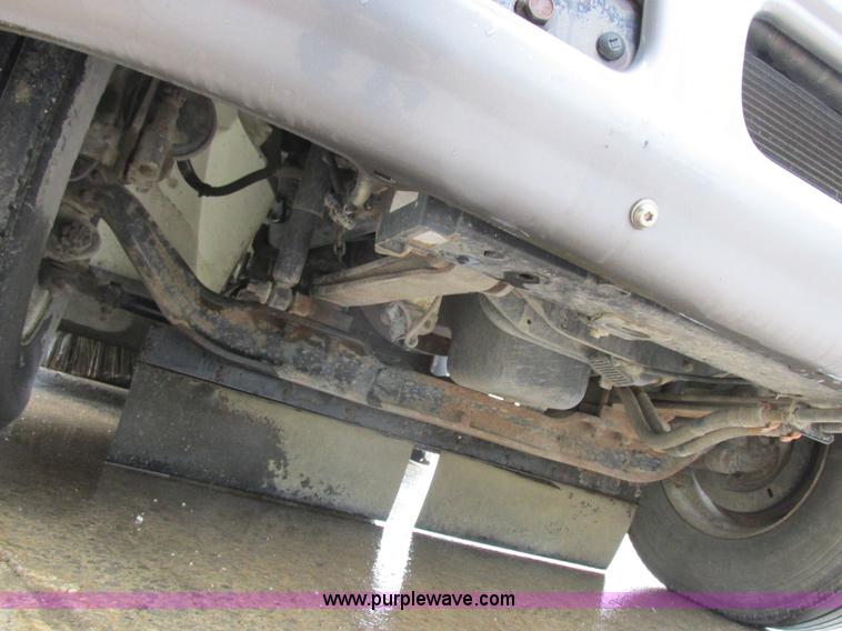 image for item K2178 2008 International DuraStar 4300 sweeper truck