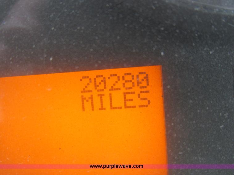 image for item K2178 2008 International DuraStar 4300 sweeper truck