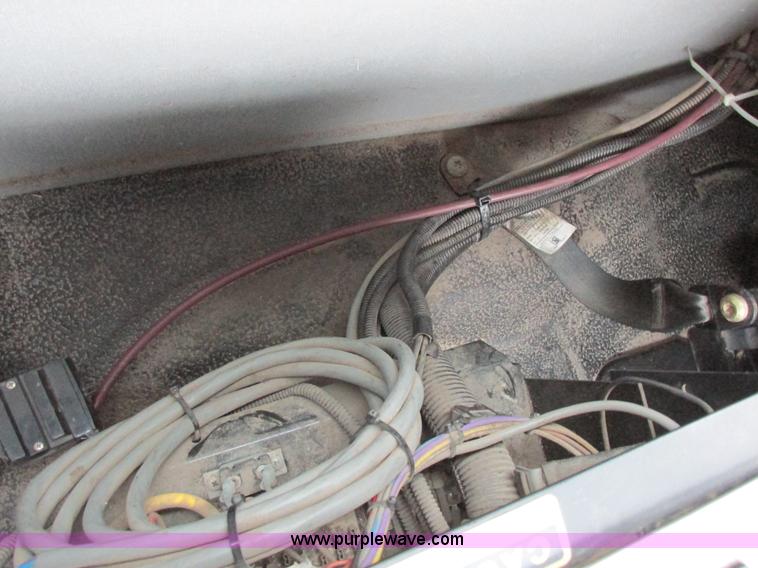 image for item K2178 2008 International DuraStar 4300 sweeper truck