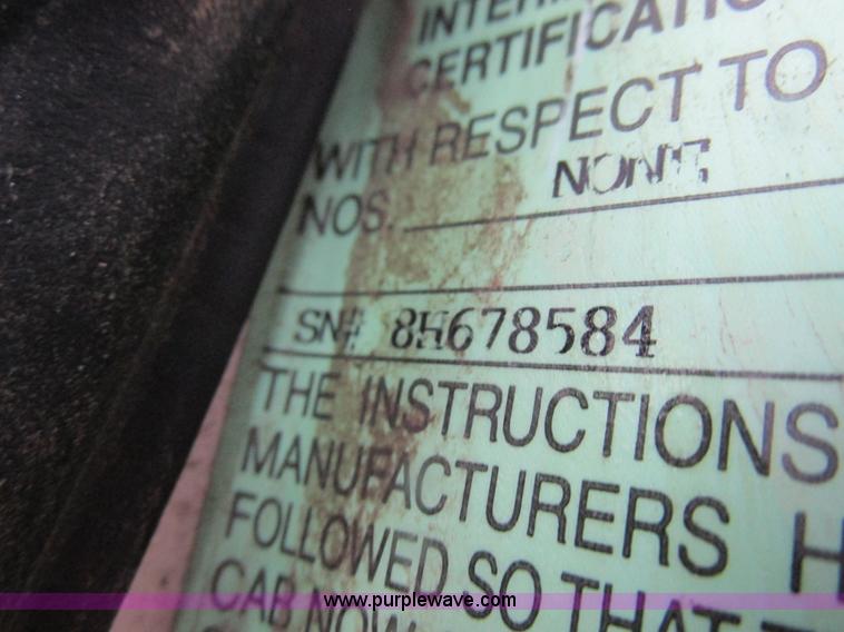 image for item K2178 2008 International DuraStar 4300 sweeper truck