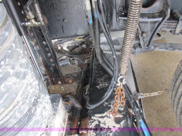 image for item K2178 2008 International DuraStar 4300 sweeper truck