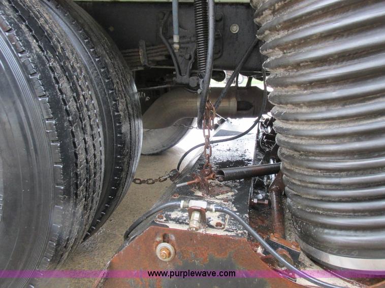 image for item K2178 2008 International DuraStar 4300 sweeper truck