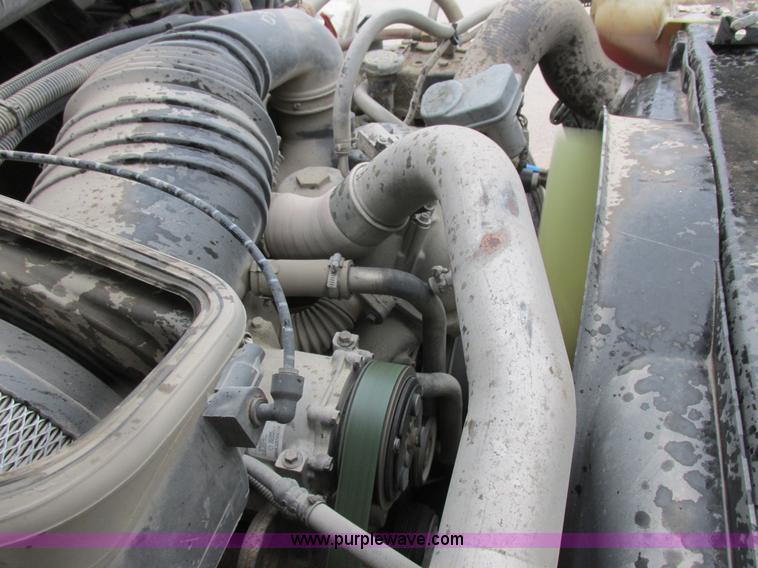 image for item K2178 2008 International DuraStar 4300 sweeper truck