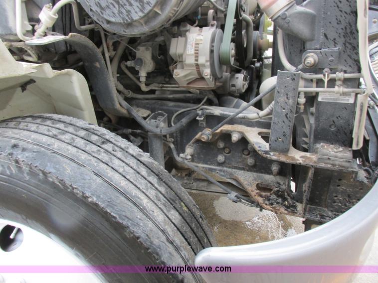 image for item K2178 2008 International DuraStar 4300 sweeper truck