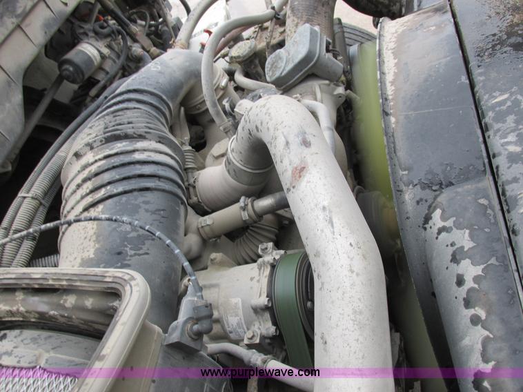 image for item K2178 2008 International DuraStar 4300 sweeper truck