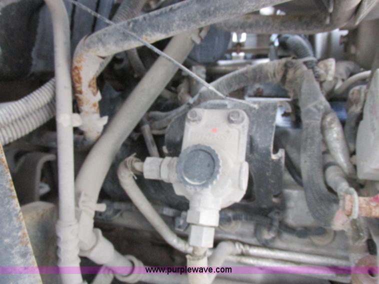 image for item K2178 2008 International DuraStar 4300 sweeper truck