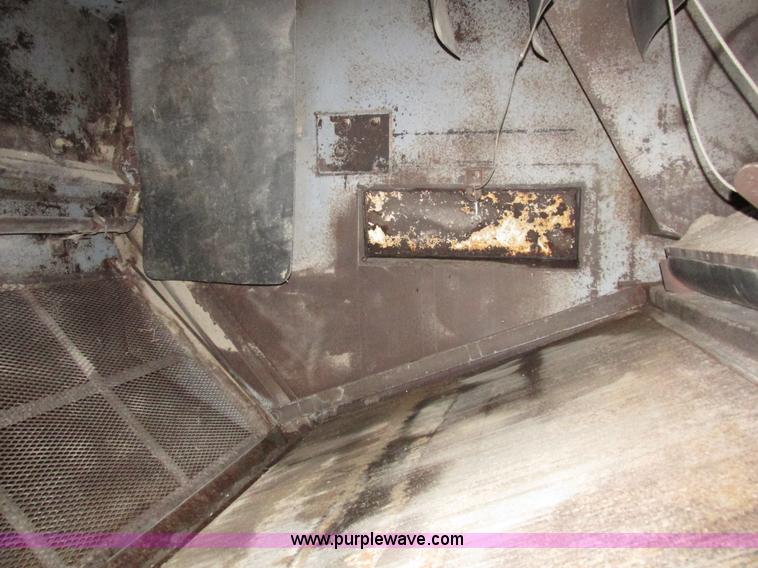 image for item K2178 2008 International DuraStar 4300 sweeper truck