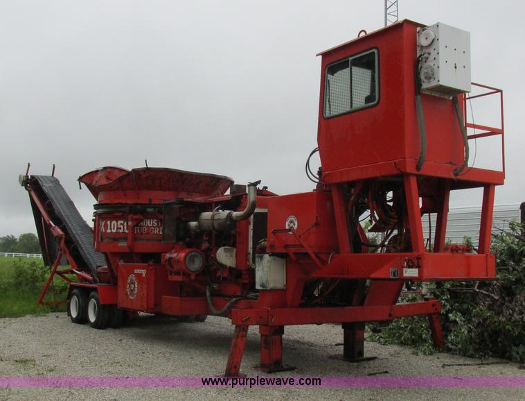 image for item K2179 1994 Morbark 1050 tub grinder