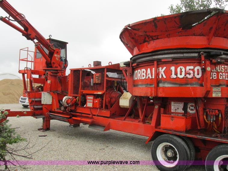 image for item K2179 1994 Morbark 1050 tub grinder