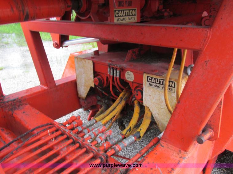 image for item K2179 1994 Morbark 1050 tub grinder