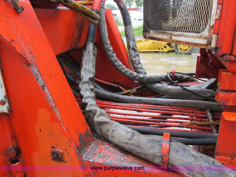 image for item K2179 1994 Morbark 1050 tub grinder