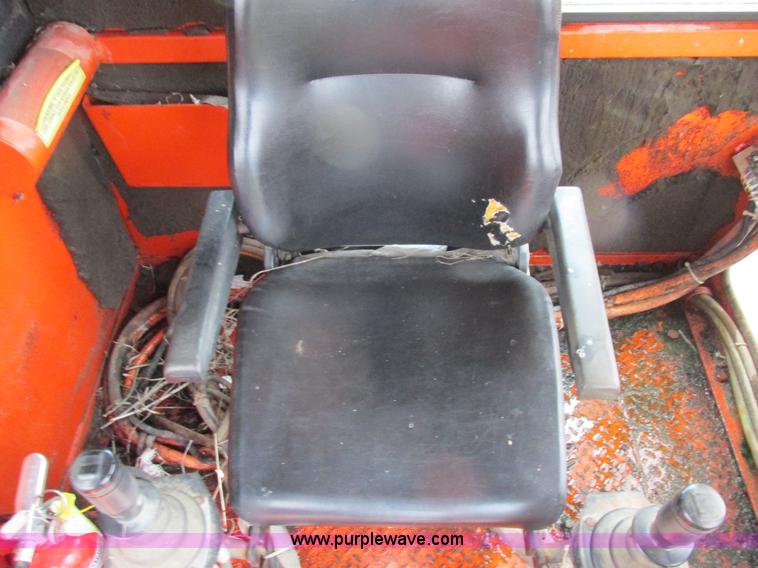 image for item K2179 1994 Morbark 1050 tub grinder