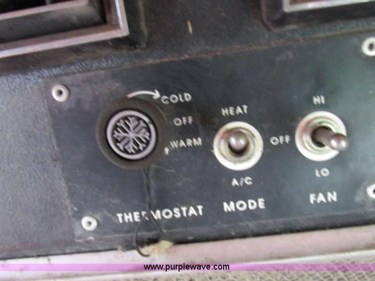 image for item K2179 1994 Morbark 1050 tub grinder