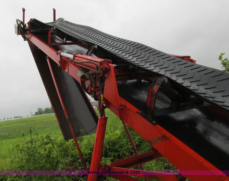 image for item K2179 1994 Morbark 1050 tub grinder