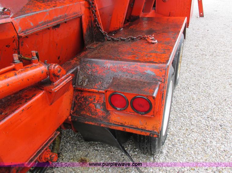 image for item K2179 1994 Morbark 1050 tub grinder