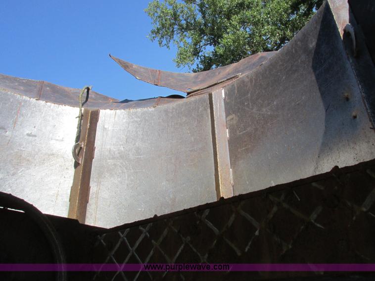 image for item K2179 1994 Morbark 1050 tub grinder