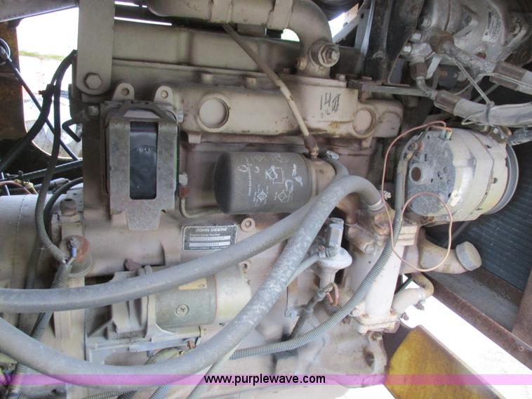 image for item K2180 1987 Athey Force Feed loader