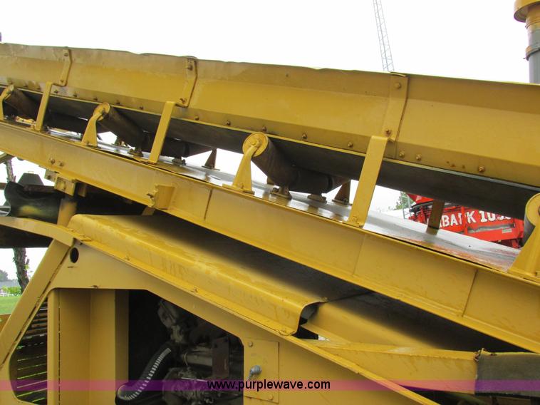 image for item K2180 1987 Athey Force Feed loader