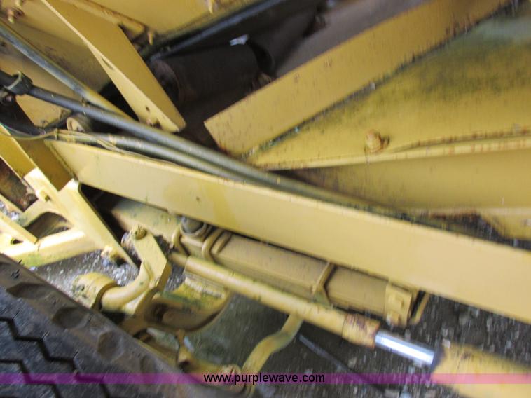 image for item K2180 1987 Athey Force Feed loader