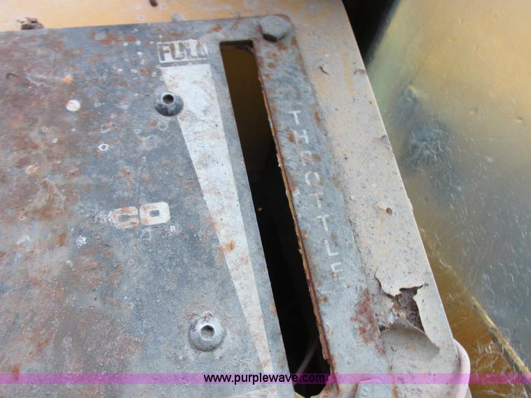 image for item K2180 1987 Athey Force Feed loader