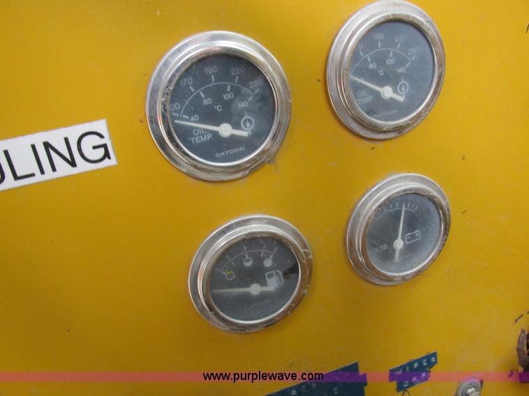 image for item K2180 1987 Athey Force Feed loader