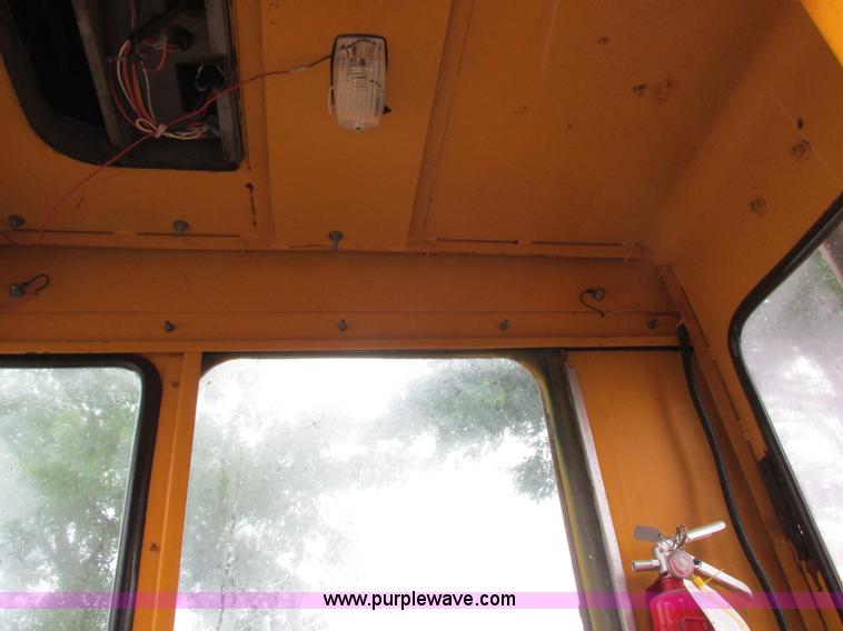 image for item K2180 1987 Athey Force Feed loader