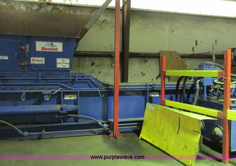 image for item K5092 Harris Badger L50S-2 two ram baler