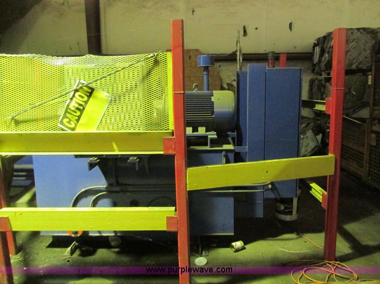 image for item K5092 Harris Badger L50S-2 two ram baler