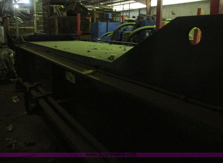 image for item K5092 Harris Badger L50S-2 two ram baler