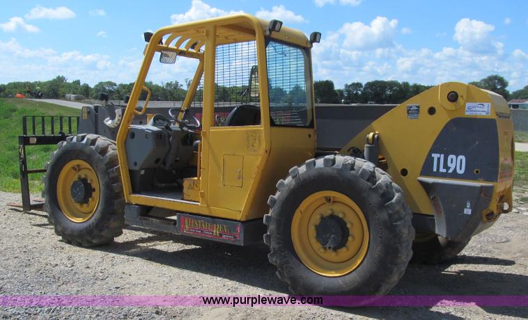 image for item K5743 2003 Volvo TL90 telehandler
