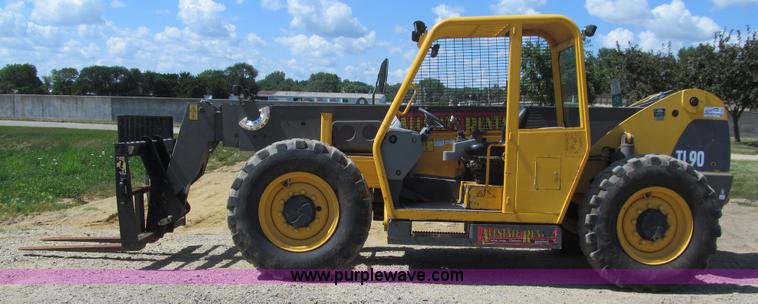image for item K5743 2003 Volvo TL90 telehandler