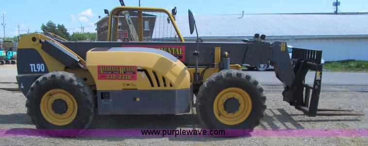 image for item K5743 2003 Volvo TL90 telehandler