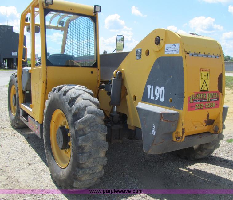 image for item K5743 2003 Volvo TL90 telehandler