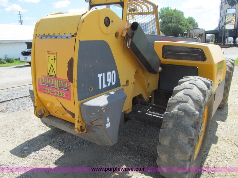 image for item K5743 2003 Volvo TL90 telehandler