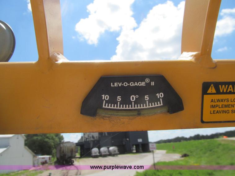 image for item K5743 2003 Volvo TL90 telehandler