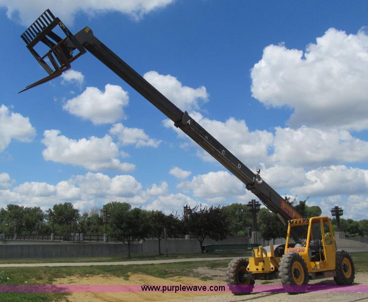 image for item K5743 2003 Volvo TL90 telehandler