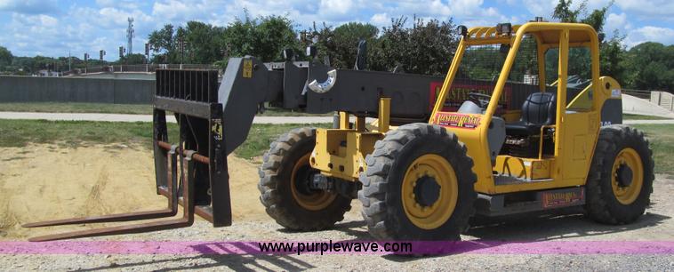 image for item K5743 2003 Volvo TL90 telehandler