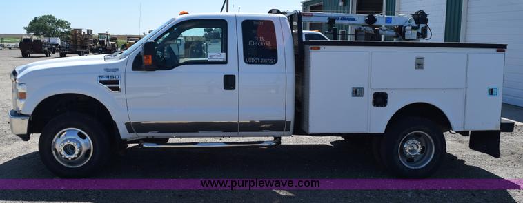 image for item K6154 2008 Ford F350 Super Duty XLT SuperCab service truck