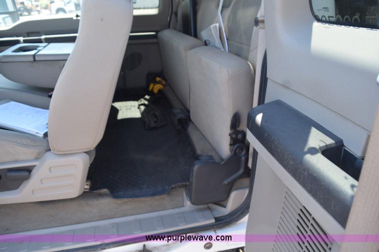 image for item K6154 2008 Ford F350 Super Duty XLT SuperCab service truck