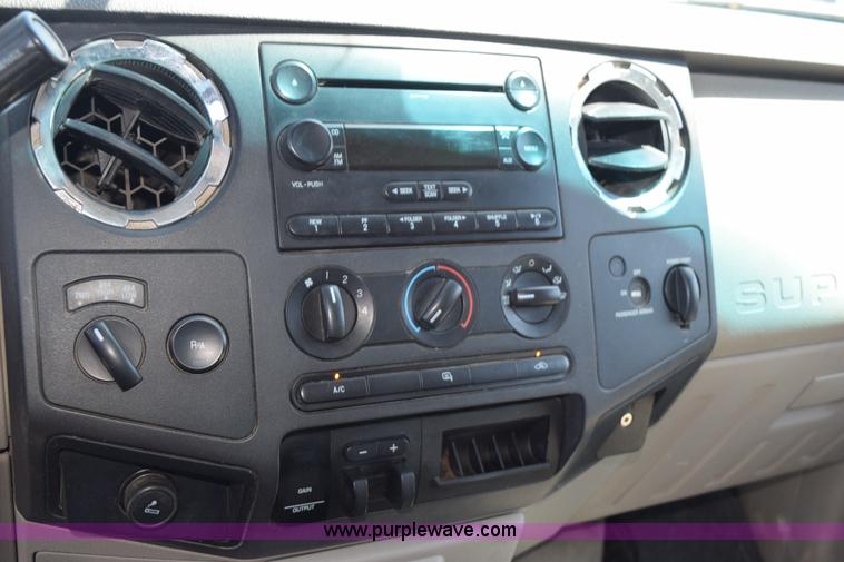 image for item K6154 2008 Ford F350 Super Duty XLT SuperCab service truck