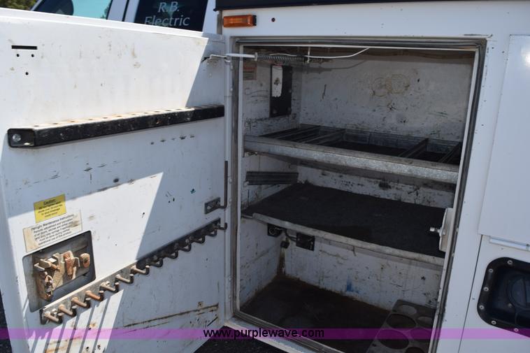 image for item K6154 2008 Ford F350 Super Duty XLT SuperCab service truck