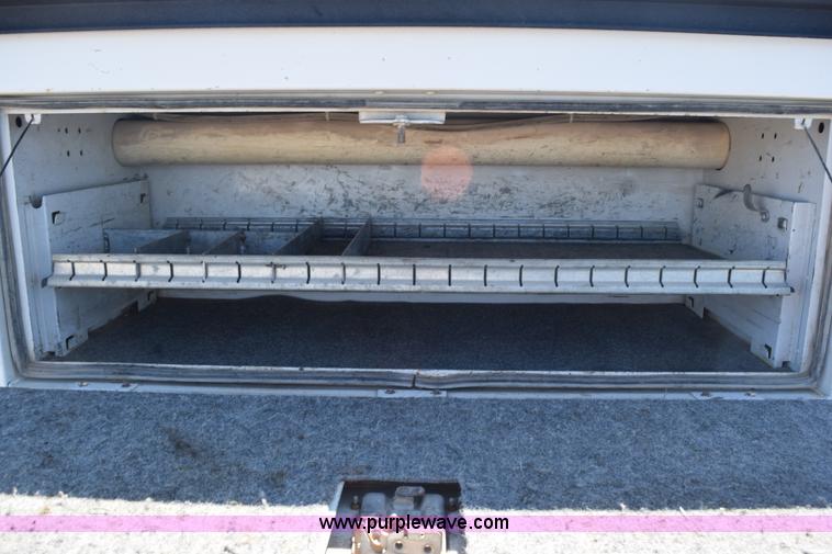 image for item K6154 2008 Ford F350 Super Duty XLT SuperCab service truck